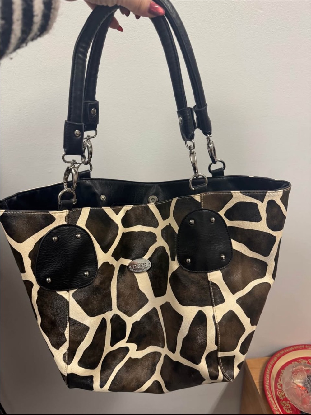 Dooney & Bourke Giraffe Print Tote Bag Brown Cream Animal Print Shoulder Purse